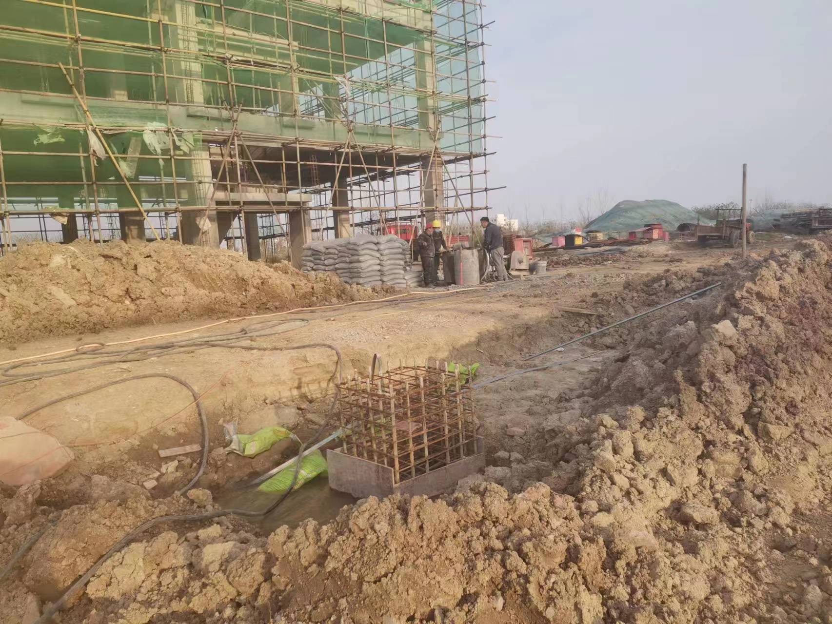 金湖当桥梁出现裂缝的时候应该及时加固修补